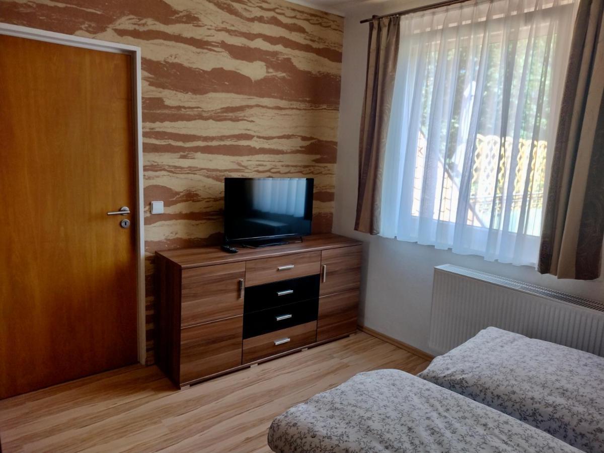 Ferienwohnung An Der Murg Байерсброн Екстериор снимка
